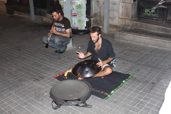 уличные музыканты на улице Истикляль