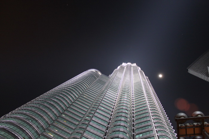 Куала-Лумпур. Башни близнецы Petronas.