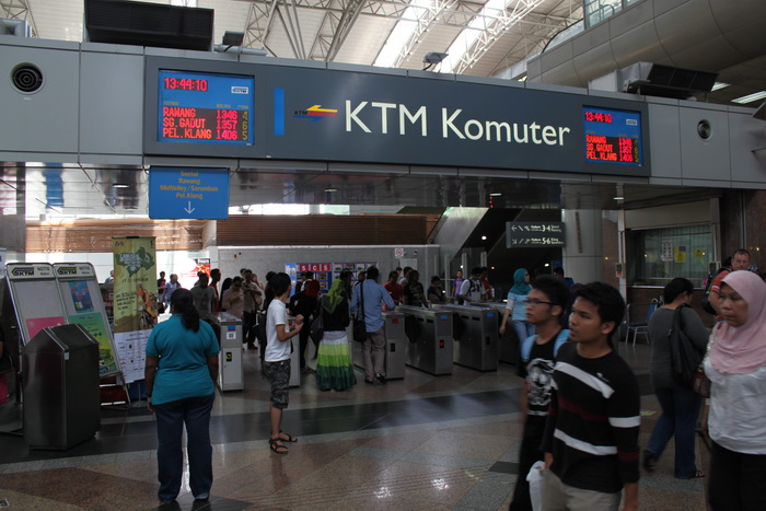 Куала-Лумпур. Электричка KTM Komuter.