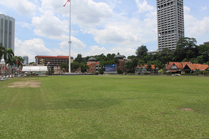 Куала-Лумпур. Стадион на площади Независимости.