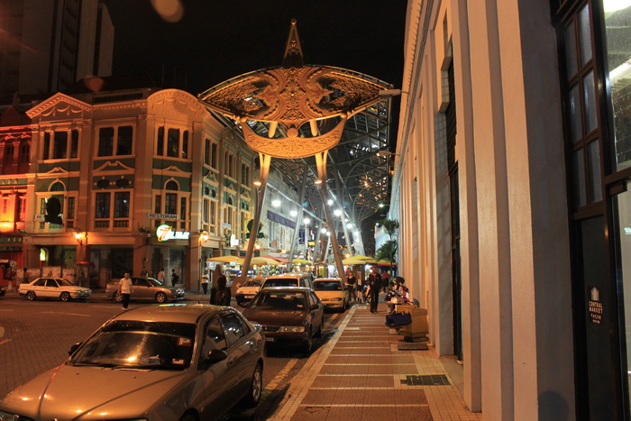 Куала-Лумпур. Сити маркет ночью.