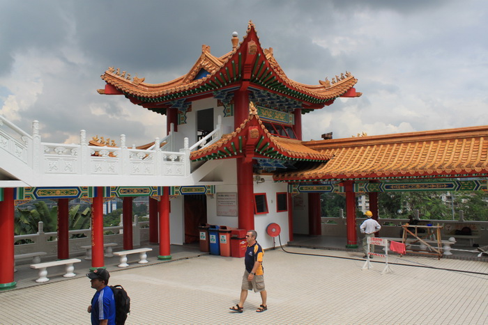 Куала-Лумпур. Китайские башни храма Thean Hou.