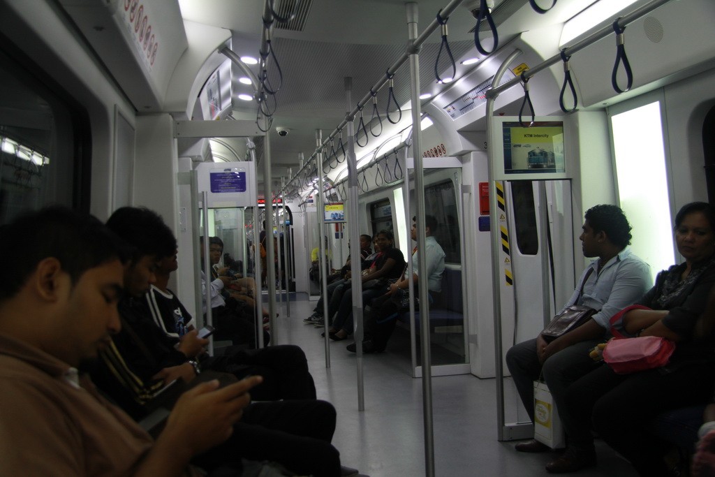 Куала-Лумпур. Поезд KTM.