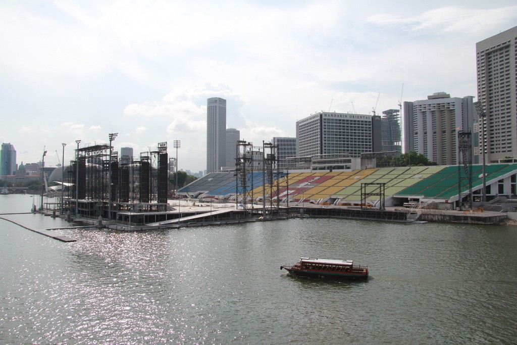 Сингапур. Стадион на воде.