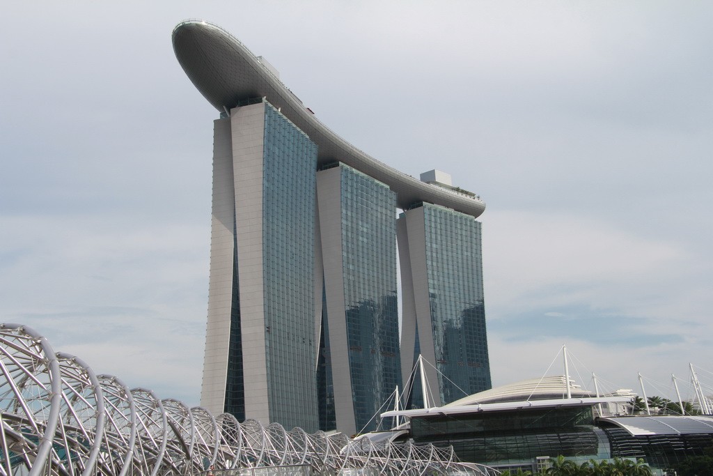 Сингапур. Отель-корабль Marina Bay Sands.
