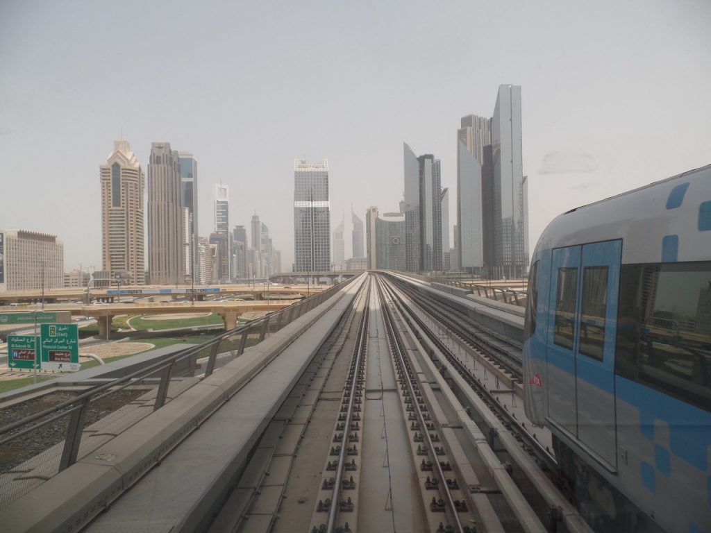 Дубайское метро.