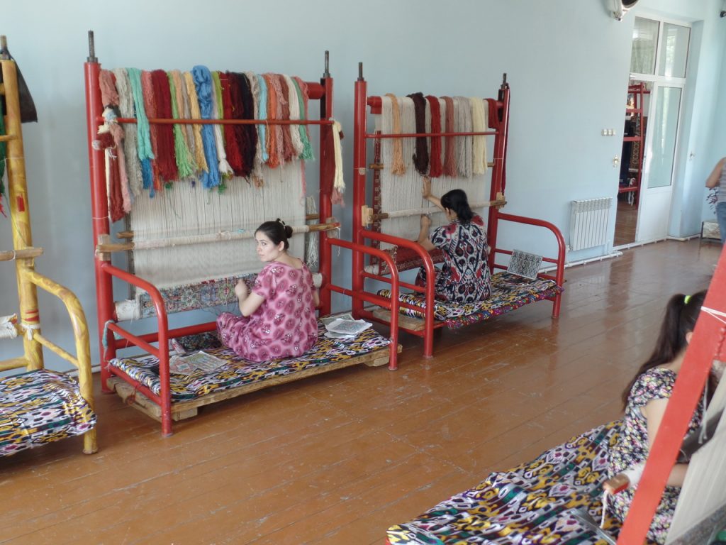 Фабрика ковров в Самарканде